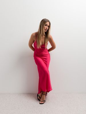 VESTIDO MIDI SATINADO
