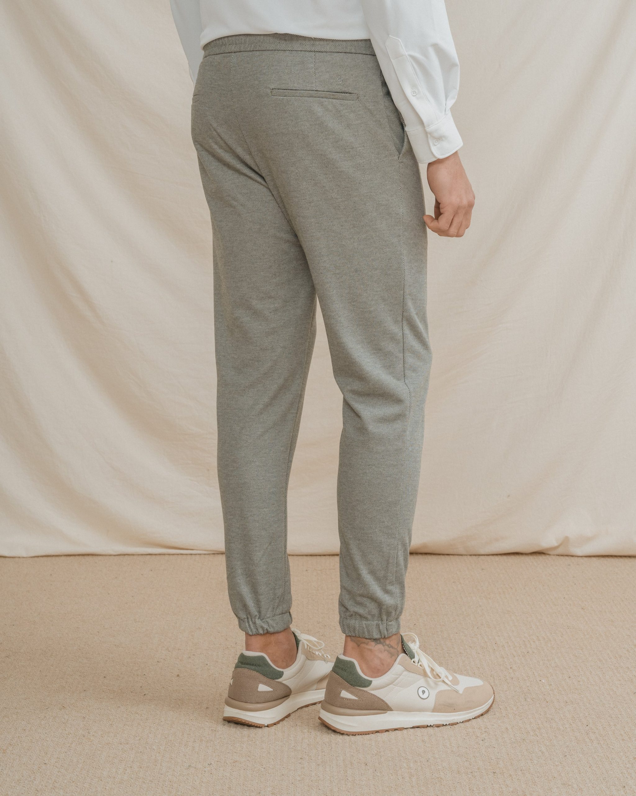 PANTALÓN TRAJE JOGGER CASUAL VERDE - Imagen 4
