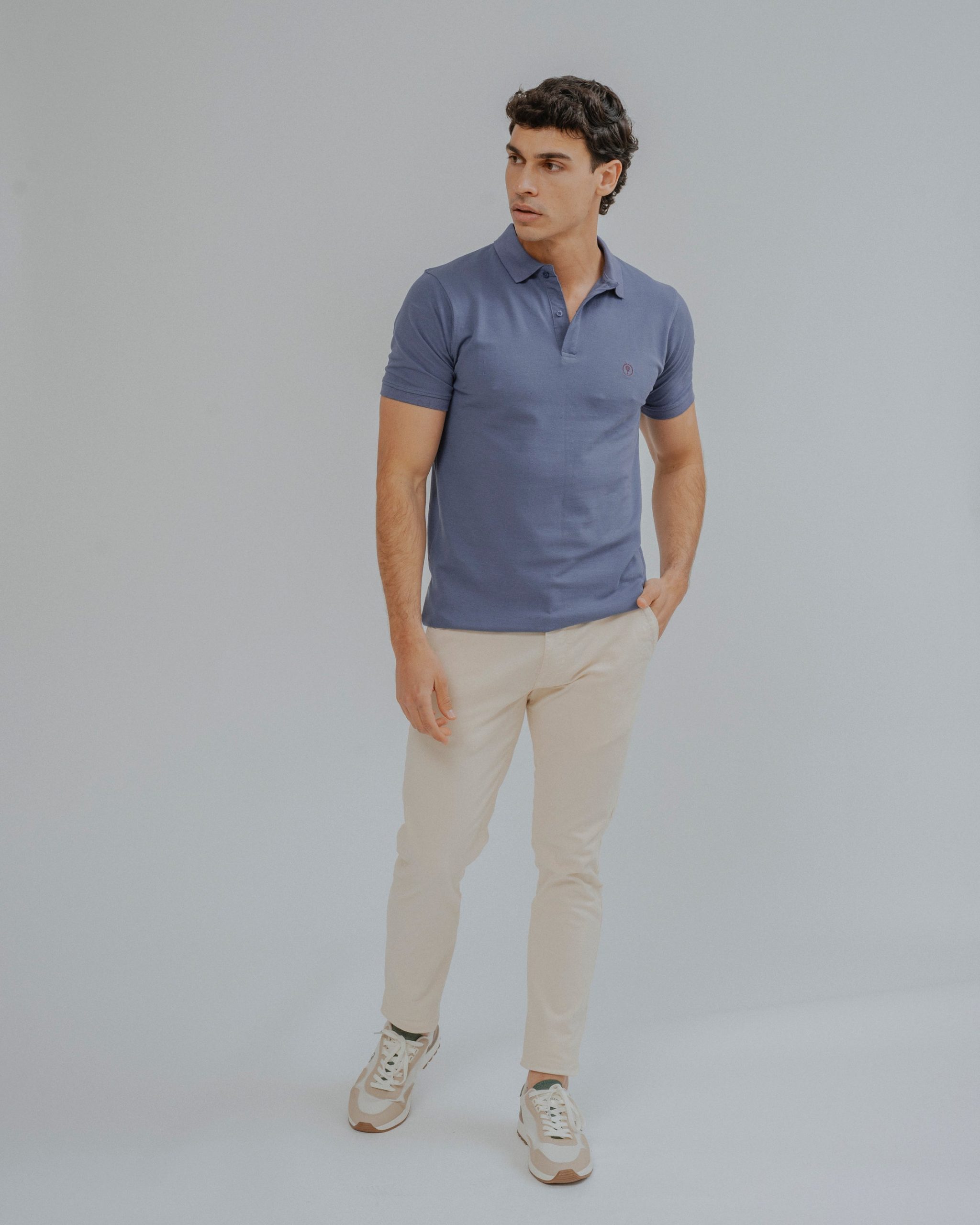 POLO BÁSICO REGULAR FIT AZUL - Imagen 3