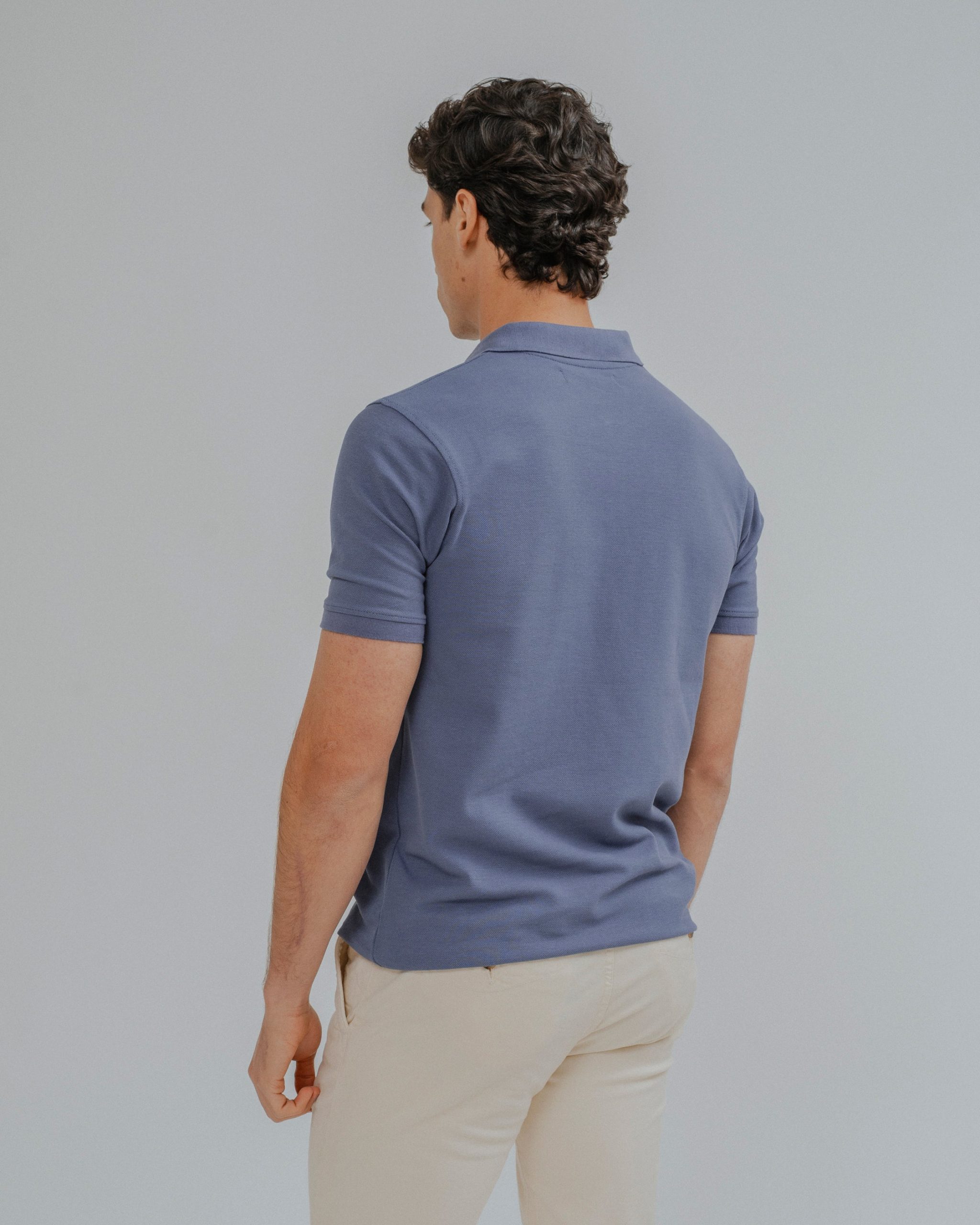 POLO BÁSICO REGULAR FIT AZUL - Imagen 4