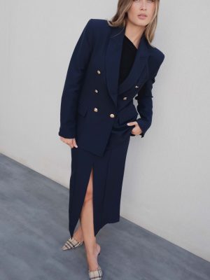 BLAZER CRUZADA BOTONES DORADOS