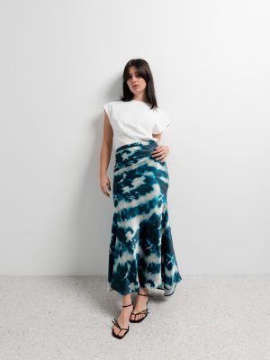 FALDA MIDI SATINADA ESTAMPADA TIE DYE